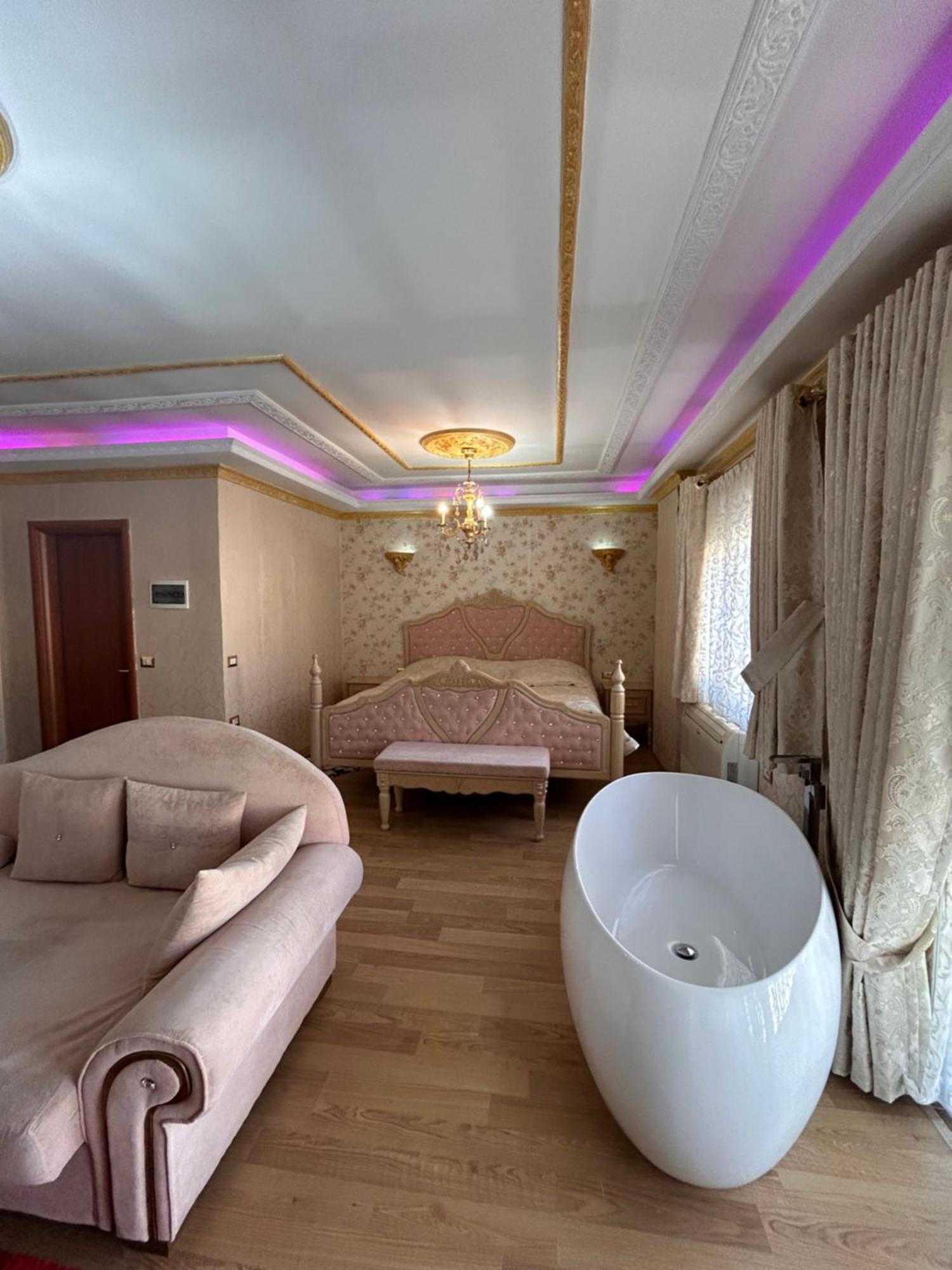 Luxurious Apartment Lake View Pogradec Buitenkant foto
