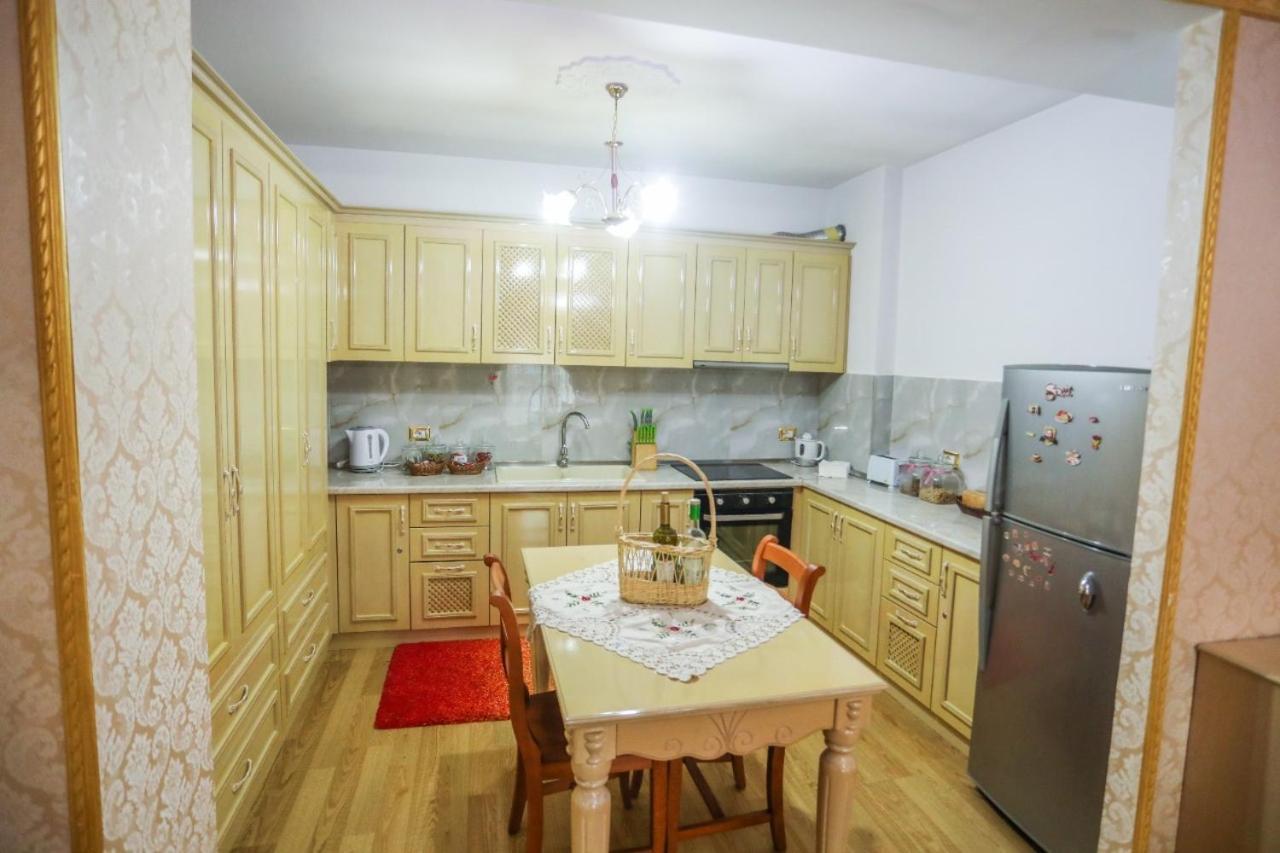 Luxurious Apartment Lake View Pogradec Buitenkant foto